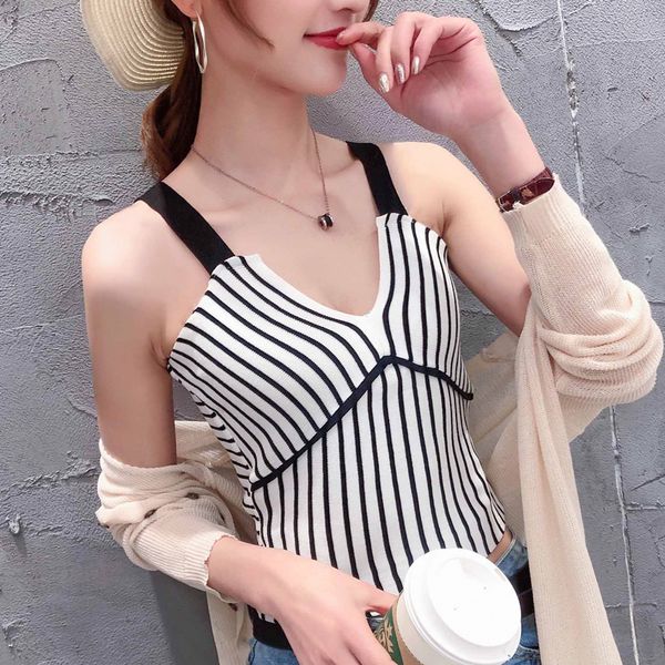 2019 new summer wild classic striped stitching large v-neck knit vest strap bottoming, White;black
2019 new summer wild classic striped stitching large v-neck knit vest strap bottoming, White;black