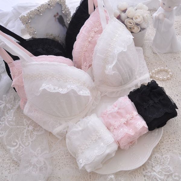 japanese girls underwear set women intimates comfortable lingeire gothic push up underwire bra and pany set embroidery 2020, Red;black
japanese girls underwear set women intimates comfortable lingeire gothic push up underwire bra and pany set embroidery 2020, Red;black