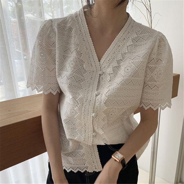hzirip high street embroidery v-neck single breasted 2020 sweet feminine vintage lace short sleeve shirts, White
hzirip high street embroidery v-neck single breasted 2020 sweet feminine vintage lace short sleeve shirts, White