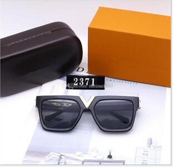 glass lens sun glasses designer fashion gold frame blue mirror sunglasses for men and women uv400 sport sun glasses with box, Black
glass lens sun glasses designer fashion gold frame blue mirror sunglasses for men and women uv400 sport sun glasses with box, Black