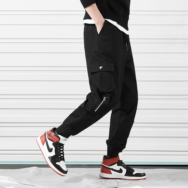 uyuk2019 fall casual loose-fitting fashion trend is a collection of multi-pocket men's quality haren pants with tight legs, Black
uyuk2019 fall casual loose-fitting fashion trend is a collection of multi-pocket men's quality haren pants with tight legs, Black