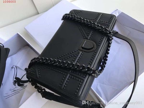 new fashion small square bag super strong chain single shoulder slung black new striped decal female shoulder bag
new fashion small square bag super strong chain single shoulder slung black new striped decal female shoulder bag