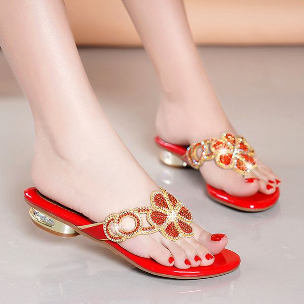 мода rhinestone открытым носком на низком каблуке тапочки обувь женщина клип пальца ноги сандалии тапочки женщин 2020 новый летний женщин la, Black
мода rhinestone открытым носком на низком каблуке тапочки обувь женщина клип пальца ноги сандалии тапочки женщин 2020 новый летний женщин la, Black