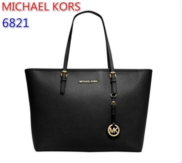 Whole ale and retail cla ic fa hion tyle women handbag backpack tyle me enger bag lady tote houlder bag 068 
Whole ale and retail cla ic fa hion tyle women handbag backpack tyle me enger bag lady tote houlder bag 068