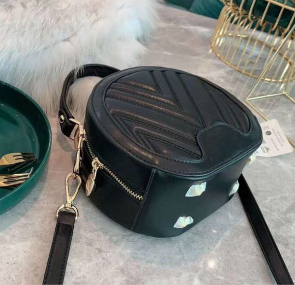 designer women handbag luxury lady crossbody with rabbit pendant new style shoulder bags classic m letter#08
designer women handbag luxury lady crossbody with rabbit pendant new style shoulder bags classic m letter#08