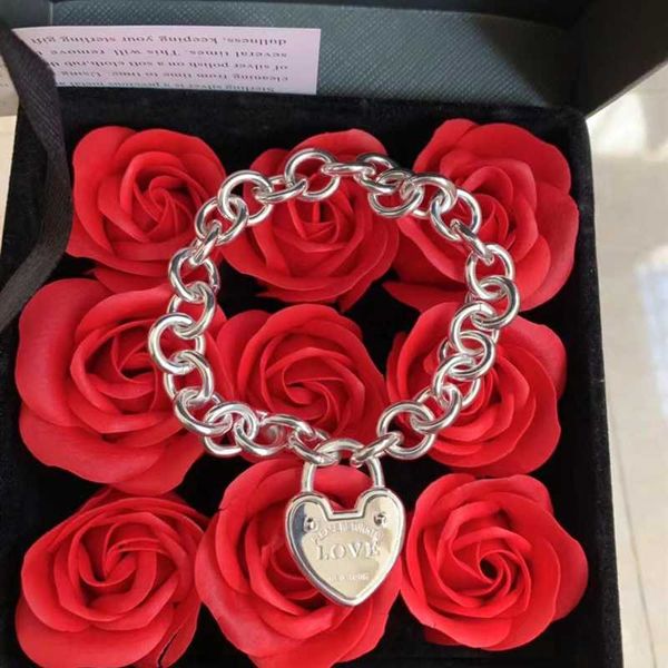 shinetung 1: 1 925 sterling silver 925 classic heart lock ladies cable bracelet jewelry holiday gift, Black
shinetung 1: 1 925 sterling silver 925 classic heart lock ladies cable bracelet jewelry holiday gift, Black