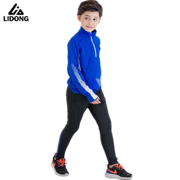 2020 autumn winter kids running tracksuits boys football set long jacket skinny leg pants soccer training suit sportwear kits, Black;blue
2020 autumn winter kids running tracksuits boys football set long jacket skinny leg pants soccer training suit sportwear kits, Black;blue