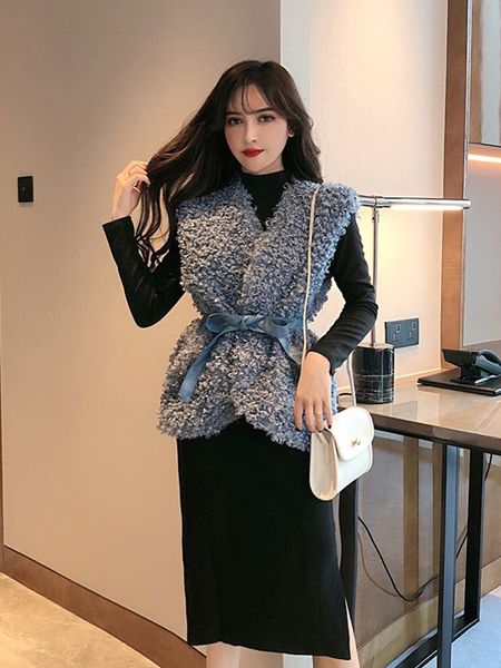 autumn and winter new waist tie lamb hair vest fashion vest cardigan sleeveless fur one coat tide, Black;white
autumn and winter new waist tie lamb hair vest fashion vest cardigan sleeveless fur one coat tide, Black;white