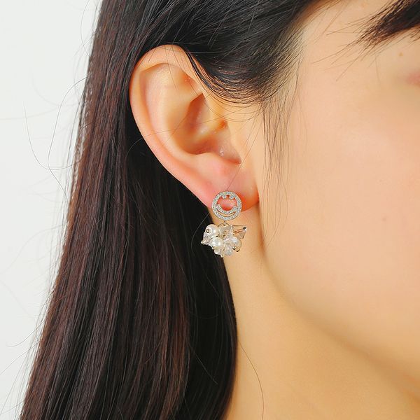 smiling face creative pearl pendant stud earrings womens cold-style earrings super fairy korean-style net red drop earrings, Golden
smiling face creative pearl pendant stud earrings womens cold-style earrings super fairy korean-style net red drop earrings, Golden