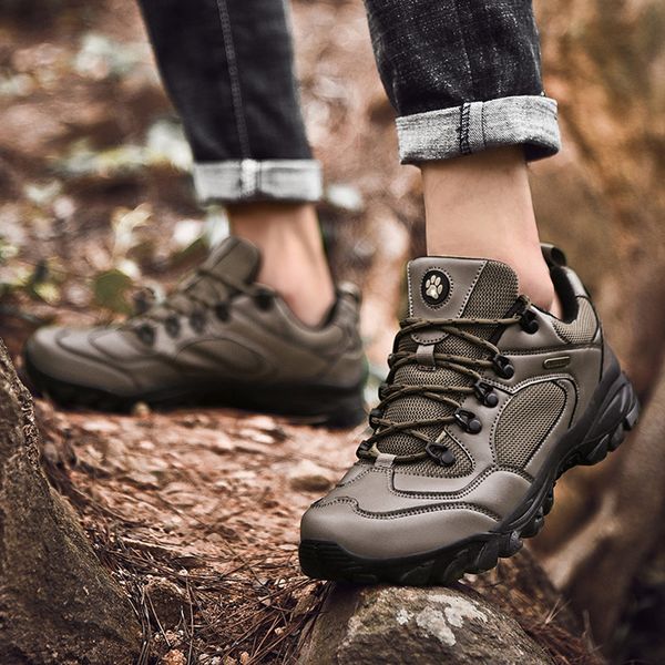 trend outdoor autumn new mens boots non-slip rubber shoes breathable thick sole low work boot super big size 39-49 male footwear, Black
trend outdoor autumn new mens boots non-slip rubber shoes breathable thick sole low work boot super big size 39-49 male footwear, Black