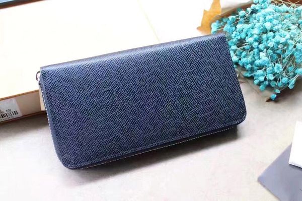 new wallet square zipperhandbag black purse men real leather saffiano epi passport bags fashion designer storage wallet m60017
new wallet square zipperhandbag black purse men real leather saffiano epi passport bags fashion designer storage wallet m60017