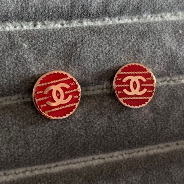 Hot sale 2019 High Quality Famous Brand Design Jewelry titanium Steel Luxury Gold silver rose gold super red Stud Earrings girls Women
Hot sale 2019 High Quality Famous Brand Design Jewelry titanium Steel Luxury Gold silver rose gold super red Stud Earrings girls Women