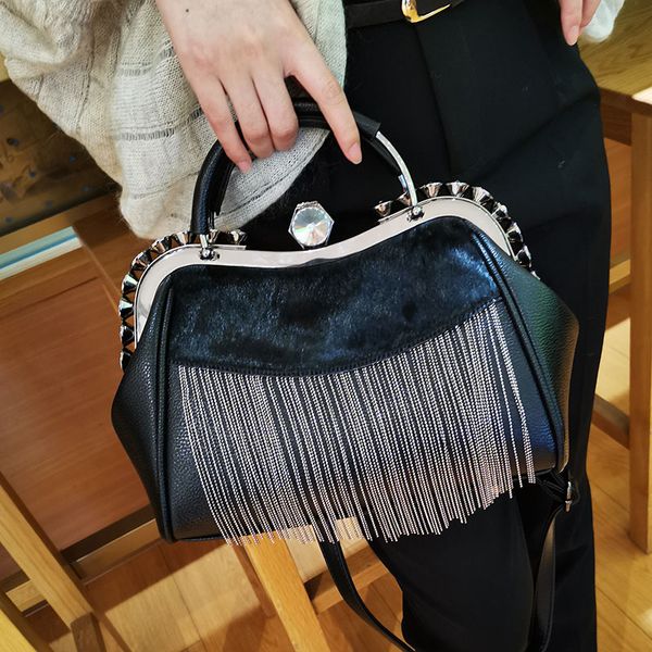 horse hair fur bag woman shoulder handbag vintage messenger bags rhinestone tote diamond purse frame bag horse hair tassel
horse hair fur bag woman shoulder handbag vintage messenger bags rhinestone tote diamond purse frame bag horse hair tassel