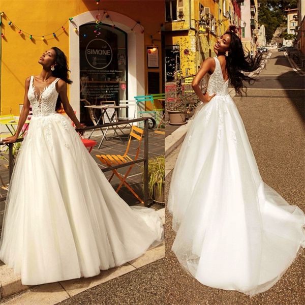boho wedding dresses v-neck sleeveless appliqued lace a-line bridal dress backless sweep train custom made beach robes de mariée, White
boho wedding dresses v-neck sleeveless appliqued lace a-line bridal dress backless sweep train custom made beach robes de mariée, White