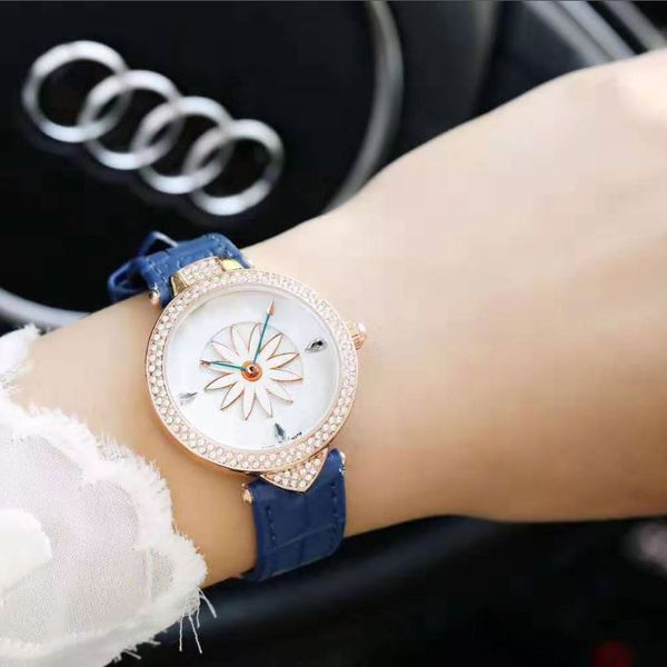 wristwatches lady watch leather belt buckle roman ladies montre de luxe quartz movement ladies women flowers watches womens, Slivery;brown
wristwatches lady watch leather belt buckle roman ladies montre de luxe quartz movement ladies women flowers watches womens, Slivery;brown
