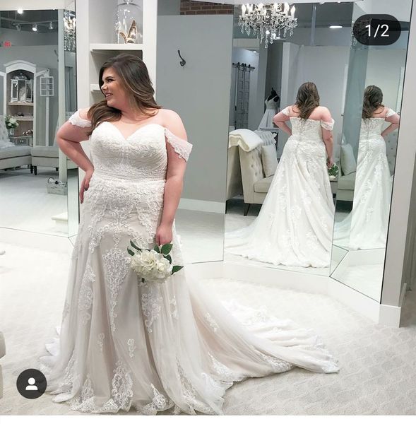 2019 a line applique wedding dresses blackless off shoulder gowns chapel train backless sleeveless plus size bridal gowns, White
2019 a line applique wedding dresses blackless off shoulder gowns chapel train backless sleeveless plus size bridal gowns, White