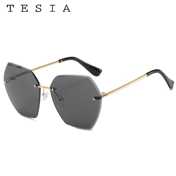 irregular rimless women sunglasses clear trimming lens frameless eyewear vintage transparent sun glasses lunette de sol femme, White;black
irregular rimless women sunglasses clear trimming lens frameless eyewear vintage transparent sun glasses lunette de sol femme, White;black