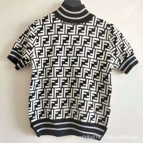 2019 spring and autumn half sleeve women's letter knit shirt short coat new half-high collar short-sleeved knit top, White
2019 spring and autumn half sleeve women's letter knit shirt short coat new half-high collar short-sleeved knit top, White