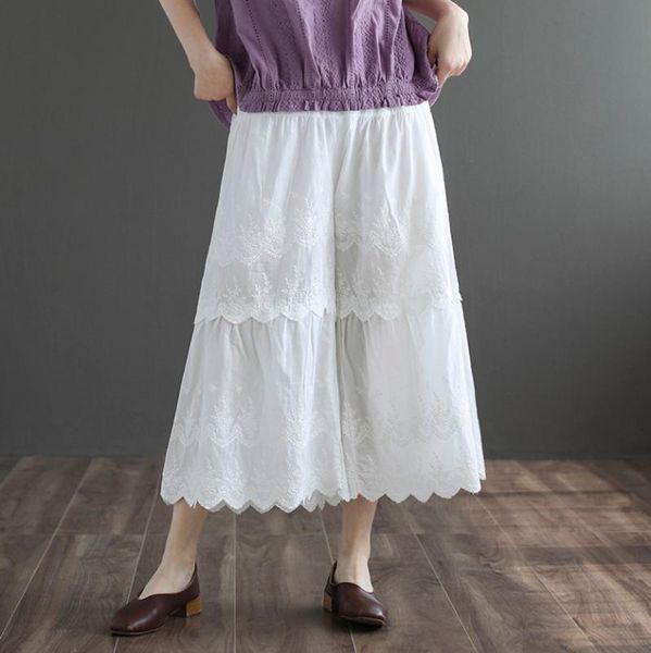 summer pants women retro solid color loose lace embroidery female calf-length wide-leg clothing, Black;white
summer pants women retro solid color loose lace embroidery female calf-length wide-leg clothing, Black;white