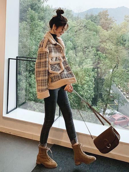 fashion women's retro plaid jacket female autumn 2018 new wild loose plus velvet tooling thickening ladies winter jacket slim, Tan;black
fashion women's retro plaid jacket female autumn 2018 new wild loose plus velvet tooling thickening ladies winter jacket slim, Tan;black
