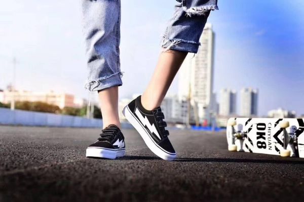 revenge x storm sneakers pop up store old off fashion grid mens skateboard vulcanized ins canvas shoes 36-44 l29, Black 
revenge x storm sneakers pop up store old off fashion grid mens skateboard vulcanized ins canvas shoes 36-44 l29, Black