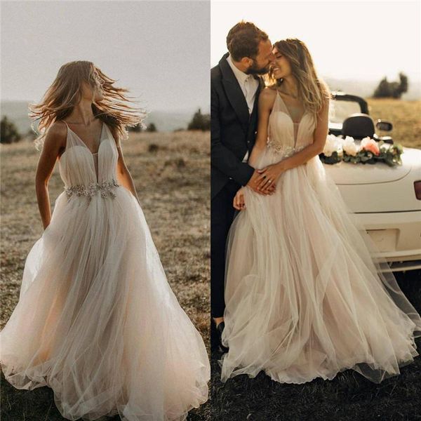 Romantic Bohemian A-Line Wedding Dresses Spaghetti Straps Tulle Deep V-Neck Boho Bridal Gowns Beach Wedding Dresses
Romantic Bohemian A-Line Wedding Dresses Spaghetti Straps Tulle Deep V-Neck Boho Bridal Gowns Beach Wedding Dresses