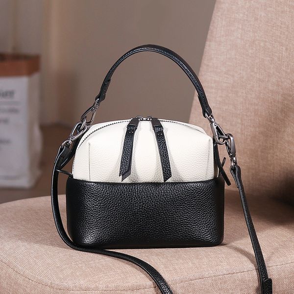 2019 korean style womens handbags and purses 100% cowhide leather small shoulder bag for ladies bucket bag daily totes
2019 korean style womens handbags and purses 100% cowhide leather small shoulder bag for ladies bucket bag daily totes