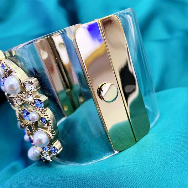 Fa hion cc cry tal re in acrylic golden pearl bangle for woman valentine 039 day gift wedding gift de igner brand bracelet jewelry for wo
Fa hion cc cry tal re in acrylic golden pearl bangle for woman valentine 039 day gift wedding gift de igner brand bracelet jewelry for wo