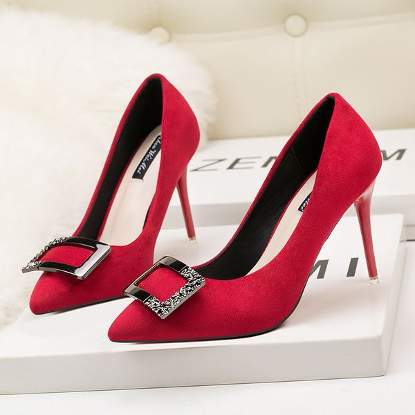 korean fashion simple women's shoes thin heel high heel shallow mouth pointed square button feeling thin single high heel shoes
korean fashion simple women's shoes thin heel high heel shallow mouth pointed square button feeling thin single high heel shoes