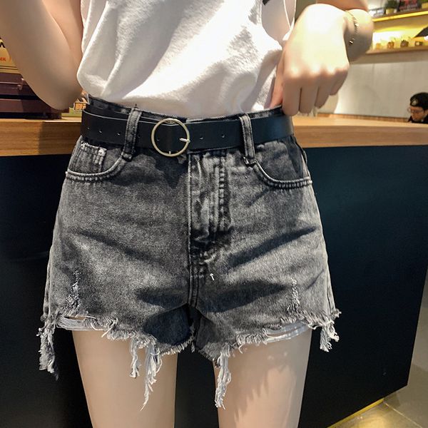 2020 summer's new chic denim shorts south korea's all-around high waisted cut short women, White;black
2020 summer's new chic denim shorts south korea's all-around high waisted cut short women, White;black