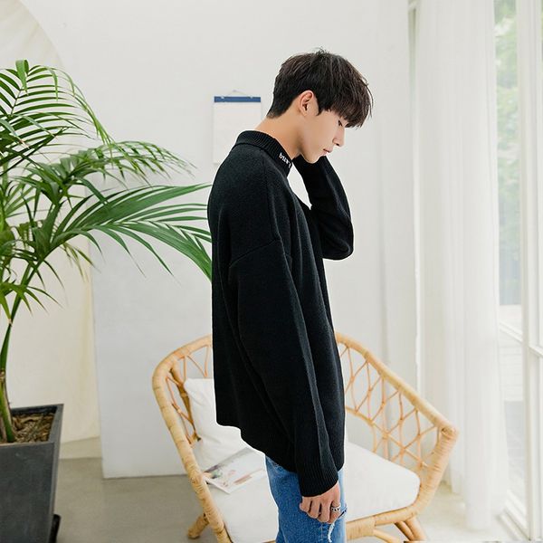 2019 autumn and winter men's fashion new solid color sweater round neck sweater trend line clothes slim student male, White;black
2019 autumn and winter men's fashion new solid color sweater round neck sweater trend line clothes slim student male, White;black