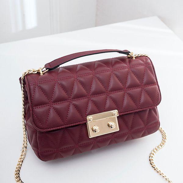 2020 goddess of elegance sheepskin handbag women chain plaid quilted genuine leather women chain shoulder bag sac a main
2020 goddess of elegance sheepskin handbag women chain plaid quilted genuine leather women chain shoulder bag sac a main