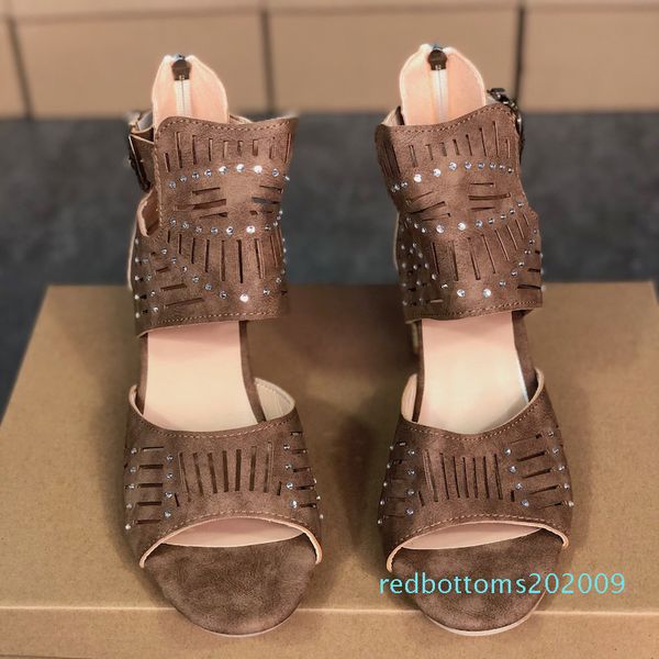 woman classic high heeled sandals coarse heel leather luxury designer suede metal buckle parties occupation sandals size 34-43 r09, Black
woman classic high heeled sandals coarse heel leather luxury designer suede metal buckle parties occupation sandals size 34-43 r09, Black