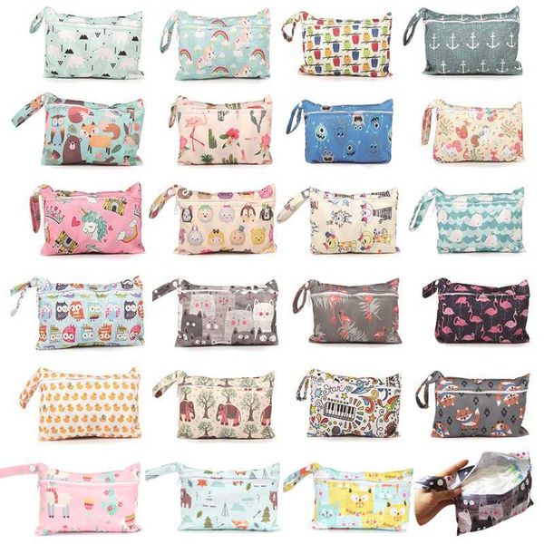 mini wet bag reusable for nursing menstrual pads waterptoof pul snap handle wetbag maternity diaper bag stroller bags 15*22.5cm
mini wet bag reusable for nursing menstrual pads waterptoof pul snap handle wetbag maternity diaper bag stroller bags 15*22.5cm