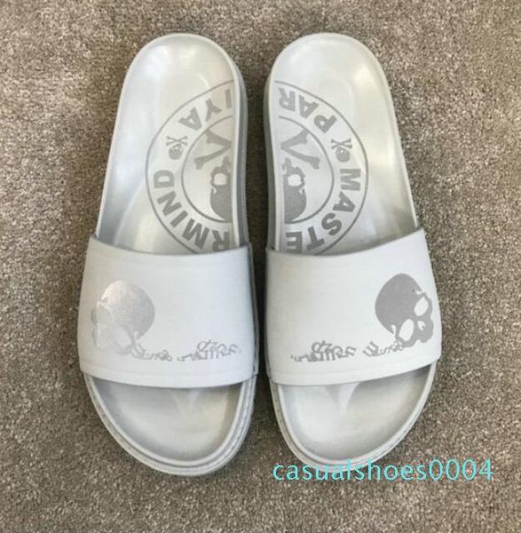 новый индивидуальность мужчины свободного покроя пиратский тапочки вдохновителя япония череп потертостей пария мужские сандалии ac04, Black
новый индивидуальность мужчины свободного покроя пиратский тапочки вдохновителя япония череп потертостей пария мужские сандалии ac04, Black