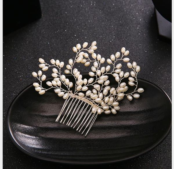 bride water drill hair comb pearl headdress wedding dress accessories bride comb, Slivery;golden
bride water drill hair comb pearl headdress wedding dress accessories bride comb, Slivery;golden