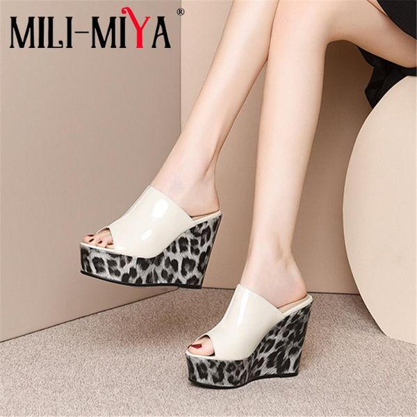 mili-мия новый патент прибытие кожа peep toe сандалии женщины leopard клин платформы высокие каблуки пром летняя обувь насосы, Black
mili-мия новый патент прибытие кожа peep toe сандалии женщины leopard клин платформы высокие каблуки пром летняя обувь насосы, Black