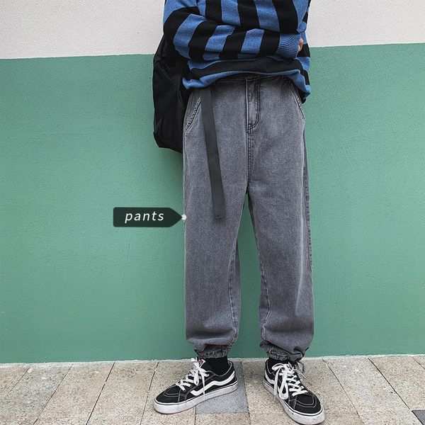 2019 spring and autumn new hong style loose ins tide wide leg straight belt jeans student male sports casual pants gray / blue
2019 spring and autumn new hong style loose ins tide wide leg straight belt jeans student male sports casual pants gray / blue