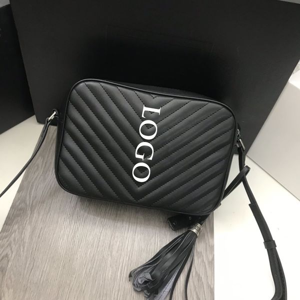 2020 famous women handbags calfskin real leather zipper purse chevron designer tassel messenger bag soft camera bag
2020 famous women handbags calfskin real leather zipper purse chevron designer tassel messenger bag soft camera bag