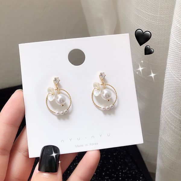 2019 new arrival pearl trendy round women dangle earrings female korean jewelry simple earrings, Silver
2019 new arrival pearl trendy round women dangle earrings female korean jewelry simple earrings, Silver