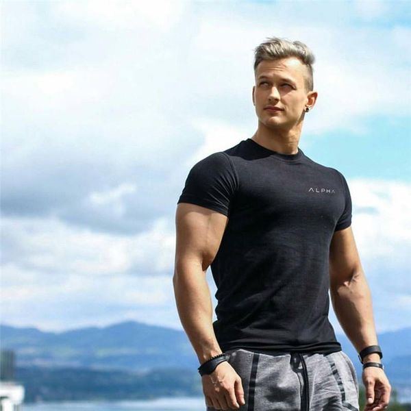 brand summer rashgard gym sport t shirt running shirt men short sleeve dry fit bodybuilding training tees stretch fitness top, Black;red
brand summer rashgard gym sport t shirt running shirt men short sleeve dry fit bodybuilding training tees stretch fitness top, Black;red