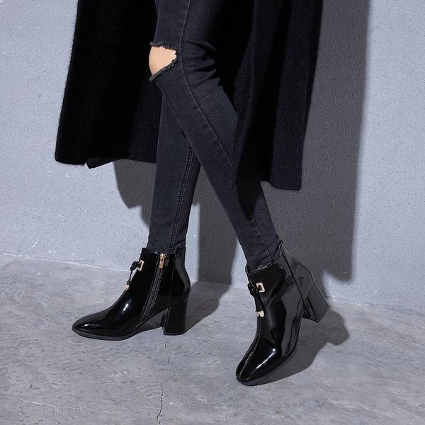 patent leather square toe boots women thick high heel ankle boots women winter lace up fashion short booties for ladies, Black
patent leather square toe boots women thick high heel ankle boots women winter lace up fashion short booties for ladies, Black
