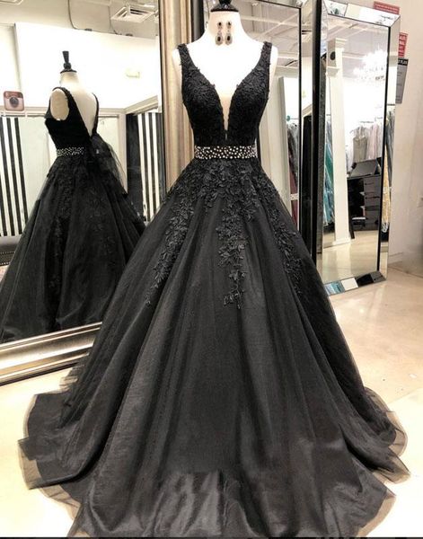 2019 Gorgeous Plunging V Neck Prom Dresses A Line Black Sash Lace Evening Gowns Applique Sexy Puffy Tulle Long Party Holiday Dress
2019 Gorgeous Plunging V Neck Prom Dresses A Line Black Sash Lace Evening Gowns Applique Sexy Puffy Tulle Long Party Holiday Dress