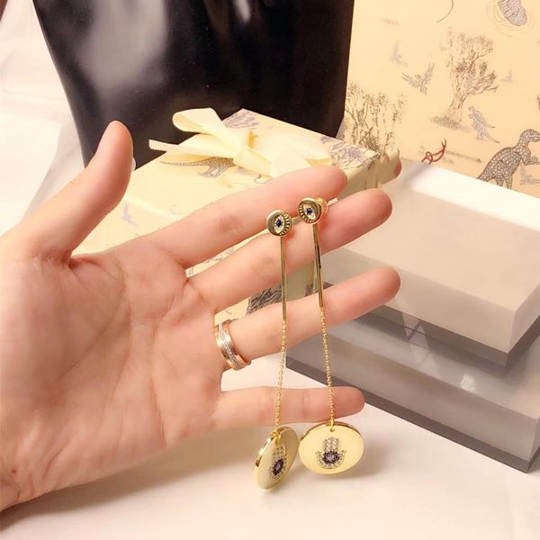 new zircon lucky eyes hand palm dangle earring juin 925 sterling silver zircon hamsa han women wedding drop earring jewelry
new zircon lucky eyes hand palm dangle earring juin 925 sterling silver zircon hamsa han women wedding drop earring jewelry