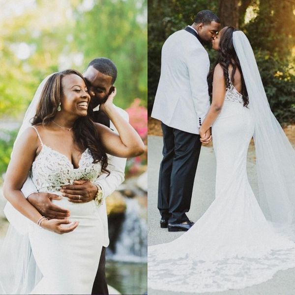 2020 spaghetti strap backless bohemian wedding gowns summer beach sweep train mermaid wedding dresses with appliques lace, White 
2020 spaghetti strap backless bohemian wedding gowns summer beach sweep train mermaid wedding dresses with appliques lace, White