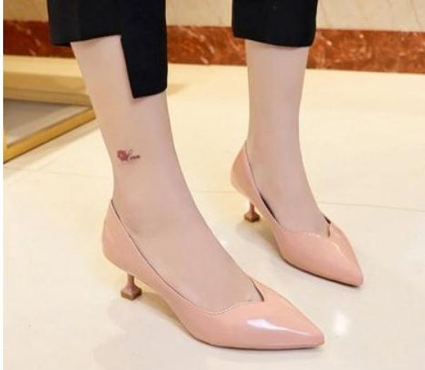 2018 women's shoes in spring and autumn with new style pointed end high-heeled fine heel shallow mouth, Black
2018 women's shoes in spring and autumn with new style pointed end high-heeled fine heel shallow mouth, Black