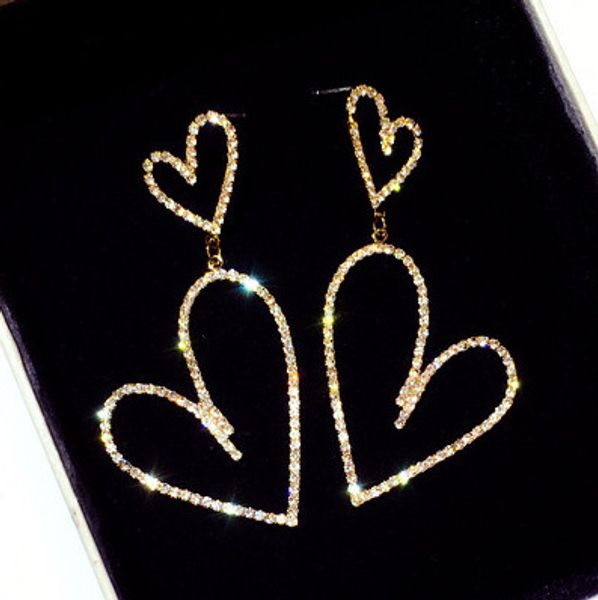 new ins fashion luxury designer glittering sparkling diamonds cute lovely heart dangle stud earrings for woman girls
new ins fashion luxury designer glittering sparkling diamonds cute lovely heart dangle stud earrings for woman girls