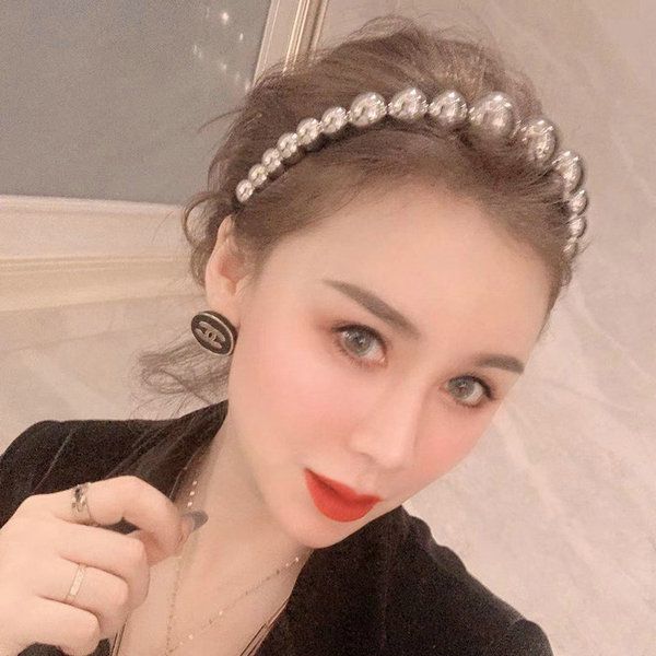 factory direct sweet simple pearl hair hoop popular female travel makeup hair bundle exquisite princess style hair hoop headband wholesale, Black;brown
factory direct sweet simple pearl hair hoop popular female travel makeup hair bundle exquisite princess style hair hoop headband wholesale, Black;brown