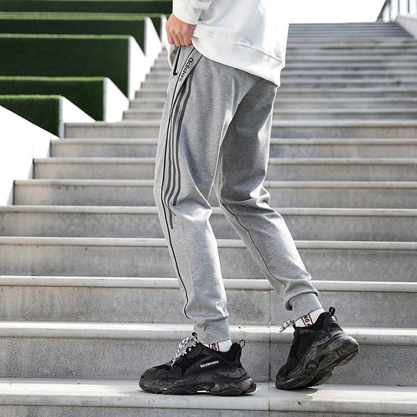 2020 new arrival mens designer pants fashion sports brand casual embroidery long elastic waist pants black gray with logo m-3xl
2020 new arrival mens designer pants fashion sports brand casual embroidery long elastic waist pants black gray with logo m-3xl