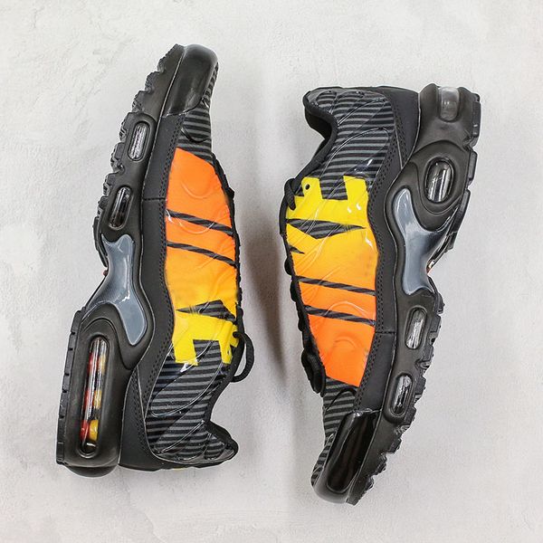 Newest Brand Design Plus TXT TN Cushion Dad Running Shoes Fashion Black Orange Jogging Shoes For Men High Quality Designer Sneakers
Newest Brand Design Plus TXT TN Cushion Dad Running Shoes Fashion Black Orange Jogging Shoes For Men High Quality Designer Sneakers